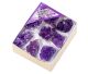 Assortment box with amethyst clusters (9 pieces) For on the counter.